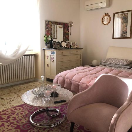 B & B Da Giusy Corte Franca Exteriér fotografie